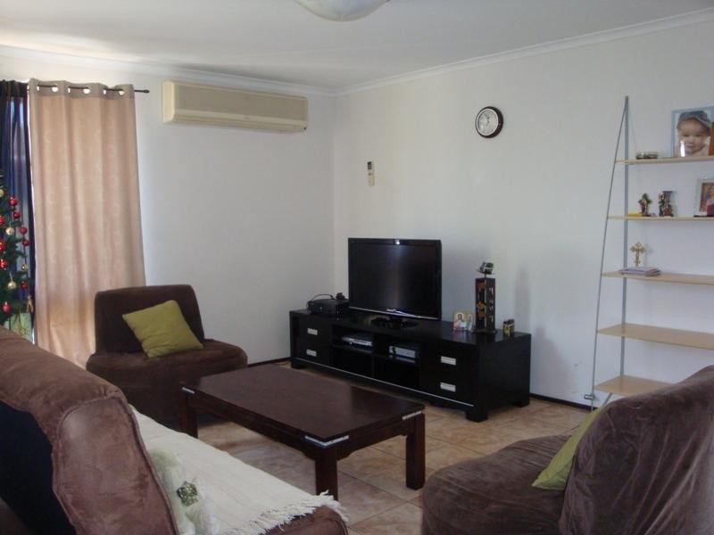 7 Woodlands Avenue, Bossley Park NSW 2176