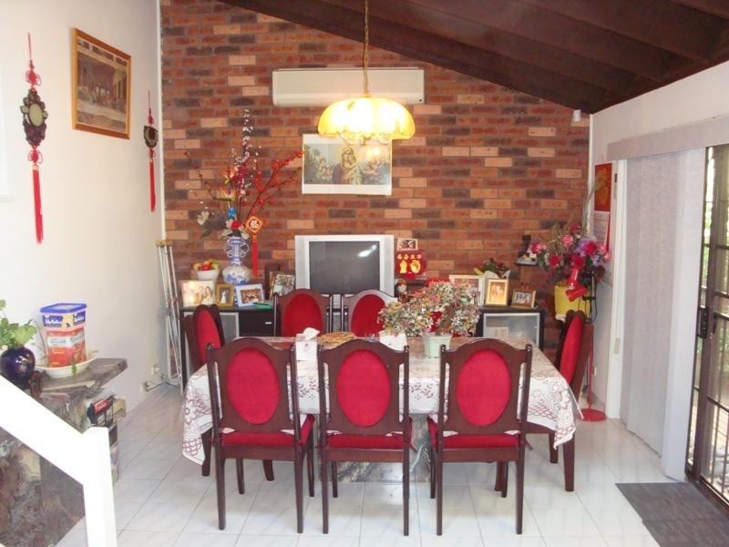 43 Glen Logan Road, Bossley Park NSW 2176