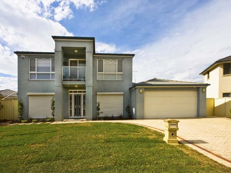 18 Jelena Close, Bossley Park NSW 2176