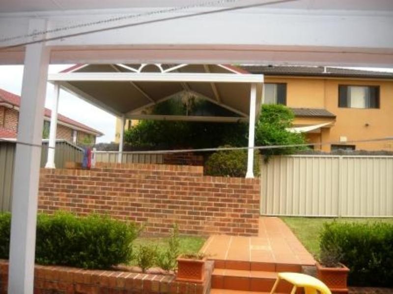 17 Treloar Place, Edensor Park NSW 2176