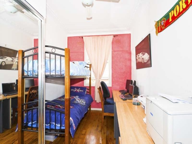 28 Neerini Avenue, Smithfield NSW 2164