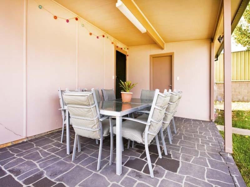 28 Neerini Avenue, Smithfield NSW 2164