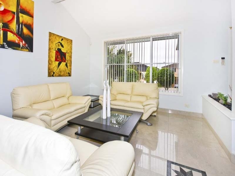 113 Bossley Road, Bossley Park NSW 2176