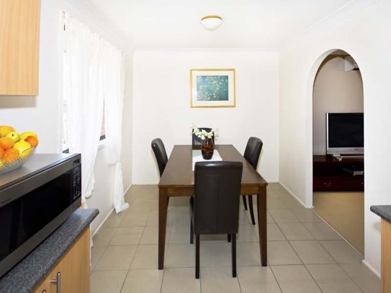 2 Ona Place, Bossley Park NSW 2176