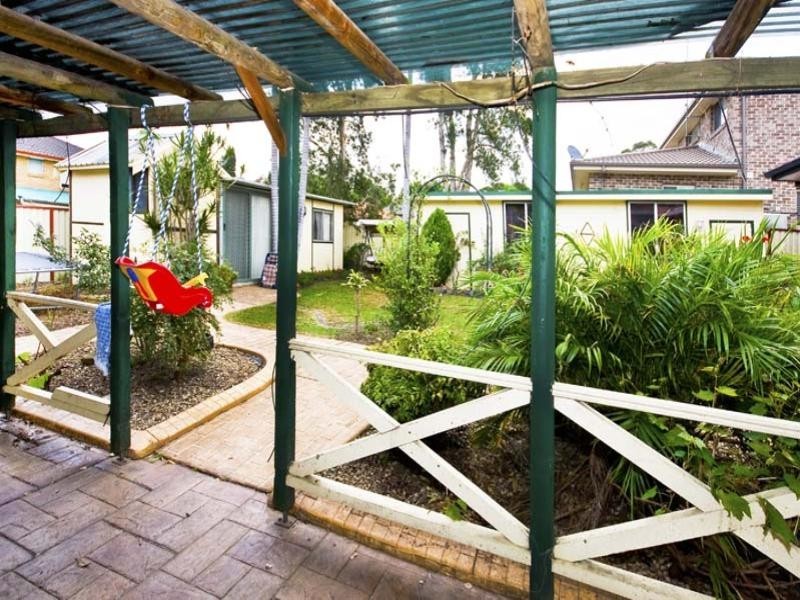 10 Maugham Crescent, Wetherill Park NSW 2164