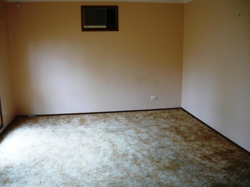 35 Allambie Road, Edensor Park NSW 2176