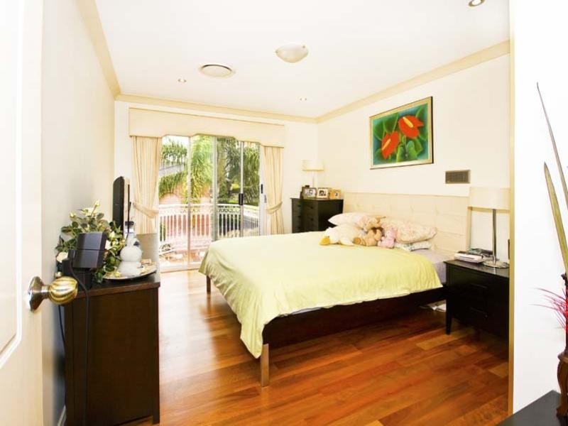 12 Gawler Place, Bossley Park NSW 2176