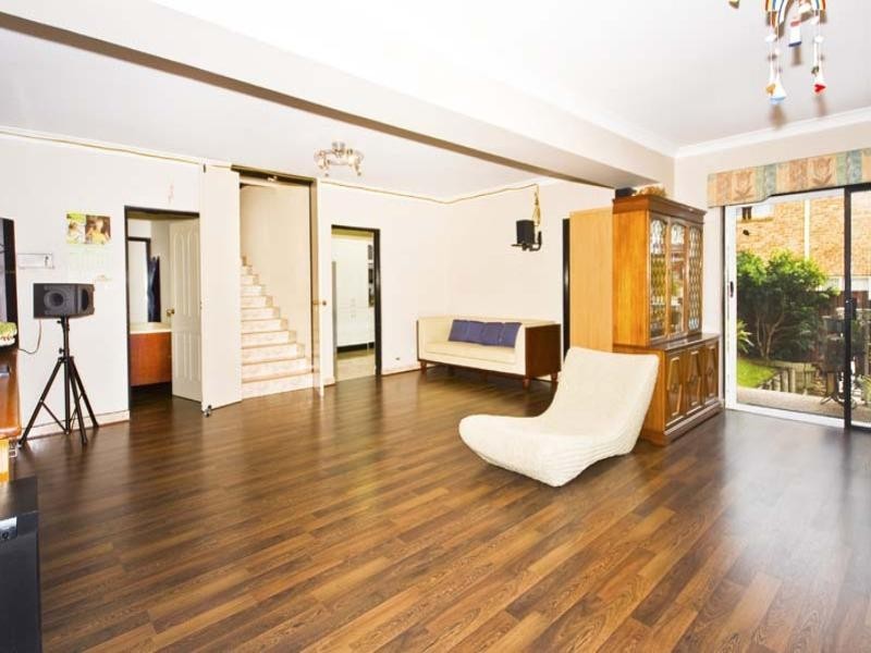 12 Gawler Place, Bossley Park NSW 2176