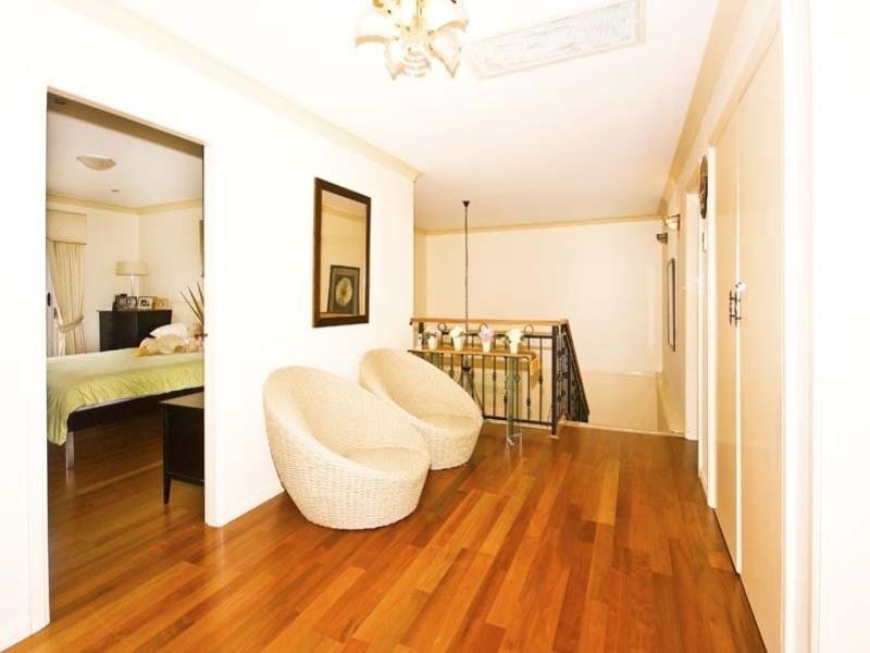 12 Gawler Place, Bossley Park NSW 2176