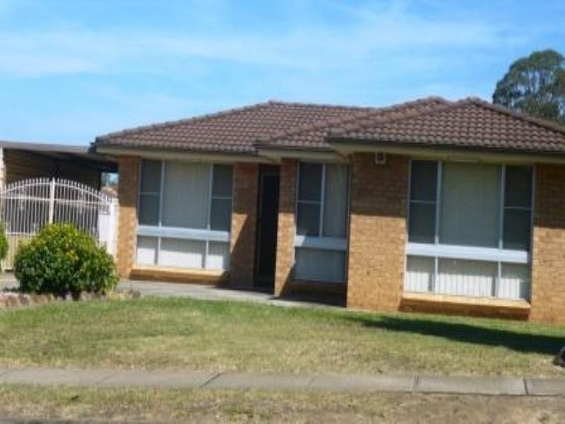 28 Stockdale Crescent, Abbotsbury NSW 2176