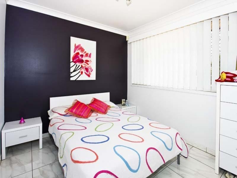 1 Emu Close, Bossley Park NSW 2176