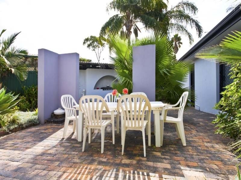 1 Emu Close, Bossley Park NSW 2176