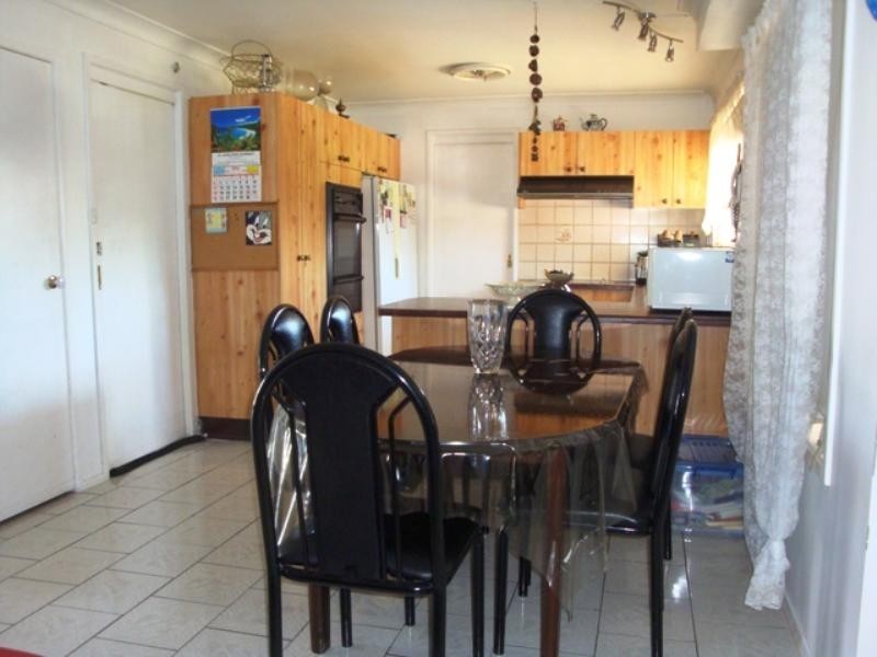 2 Wyatt Close, Wetherill Park NSW 2164