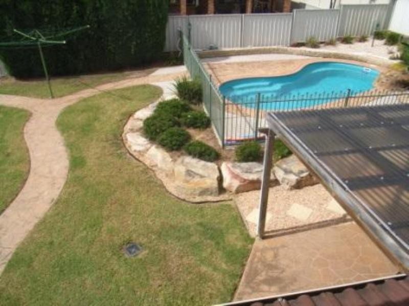 42 Darling Street, Abbotsbury NSW 2176