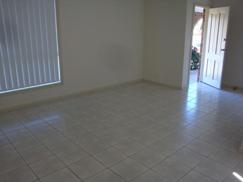 39 Dransfield Road, Edensor Park NSW 2176