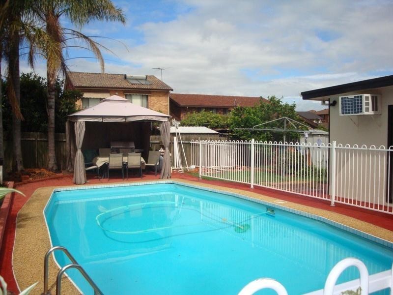 141 Bossley Road, Bossley Park NSW 2176