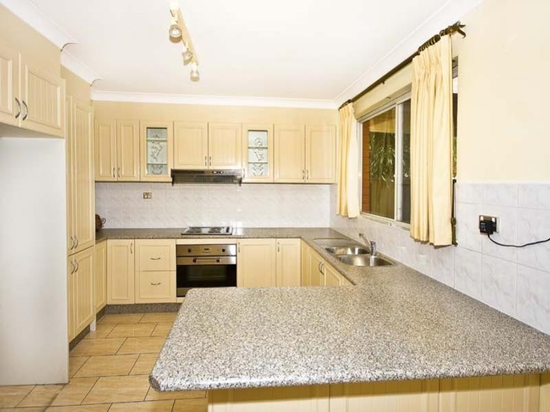 4 Milton Close, Wetherill Park NSW 2164