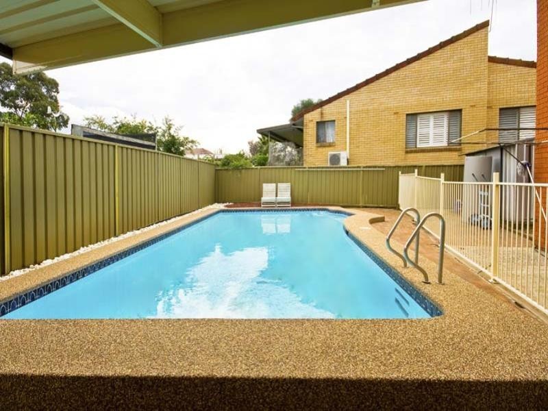 4 Milton Close, Wetherill Park NSW 2164