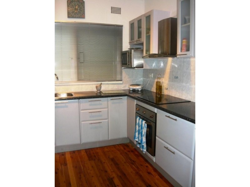 86 Lombard Street, Fairfield West NSW 2165