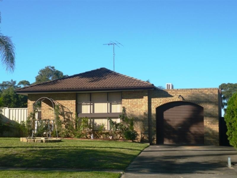 35 Alamein Road, Bossley Park NSW 2176