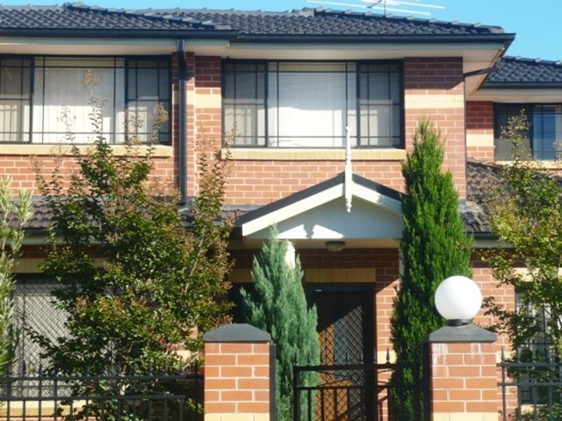 5/10 – 12 Justin Street, Smithfield NSW 2164
