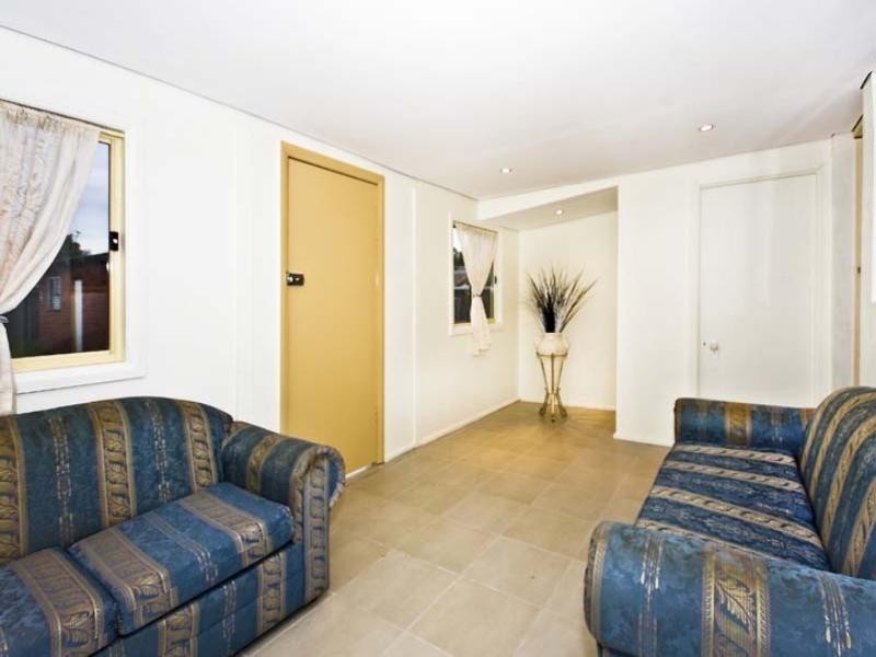 155 King Road, Fairfield West NSW 2165