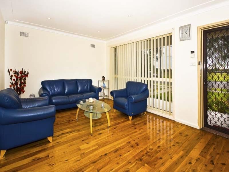 155 King Road, Fairfield West NSW 2165