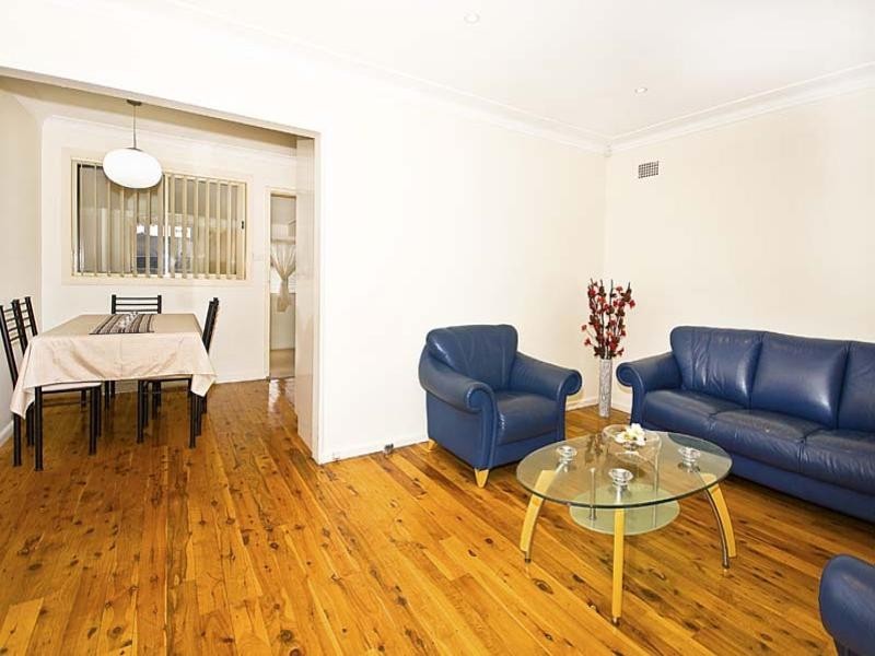 155 King Road, Fairfield West NSW 2165