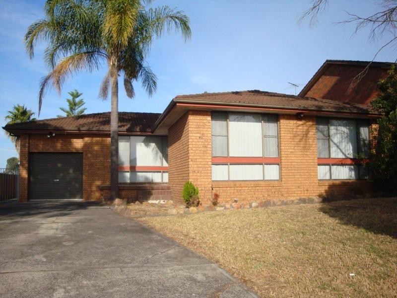 1 Lozano Place, Bossley Park NSW 2176