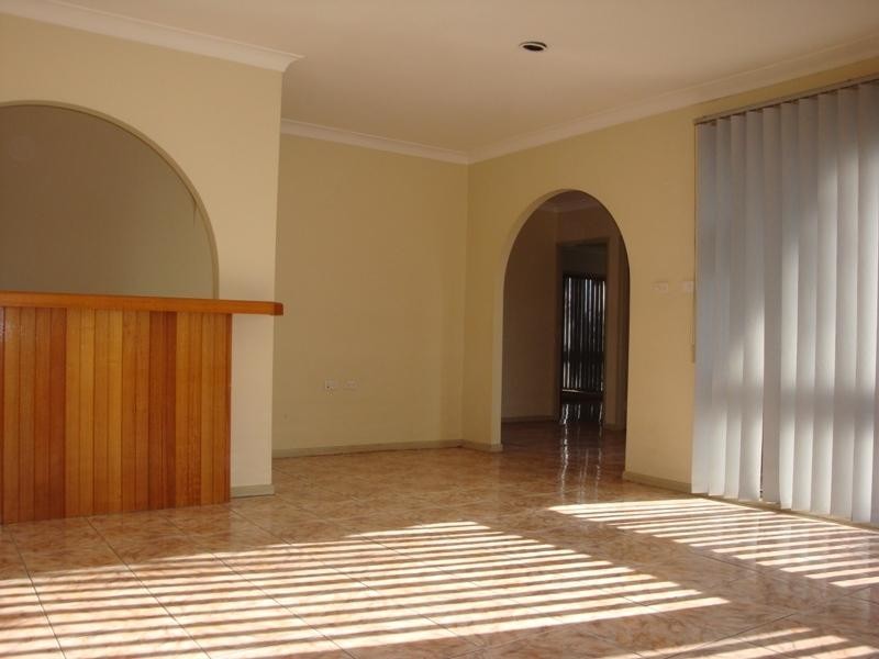 1 Lozano Place, Bossley Park NSW 2176