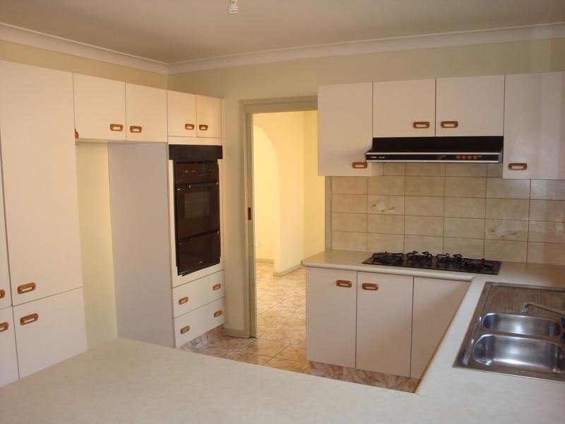 1 Lozano Place, Bossley Park NSW 2176