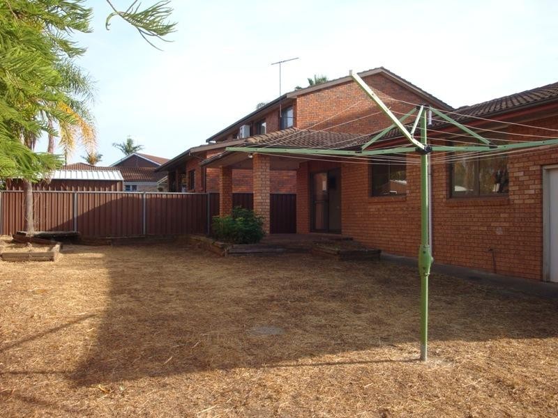 1 Lozano Place, Bossley Park NSW 2176