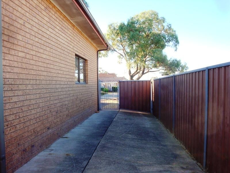 1 Lozano Place, Bossley Park NSW 2176