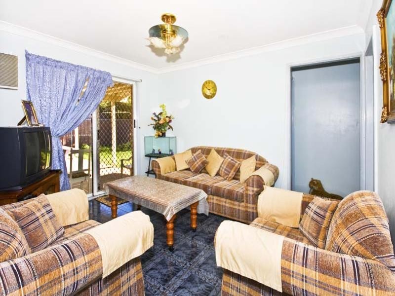 15 Flynn Place, Bonnyrigg Heights NSW 2177