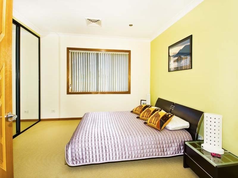 8 Esmond Place, Wakeley NSW 2176