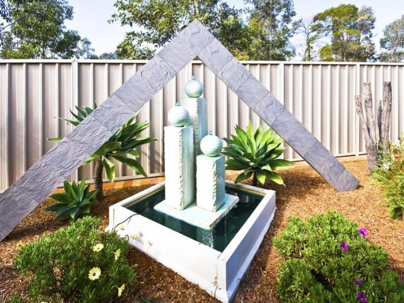 8 Esmond Place, Wakeley NSW 2176