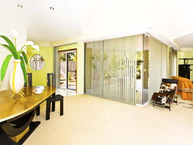 8 Esmond Place, Wakeley NSW 2176