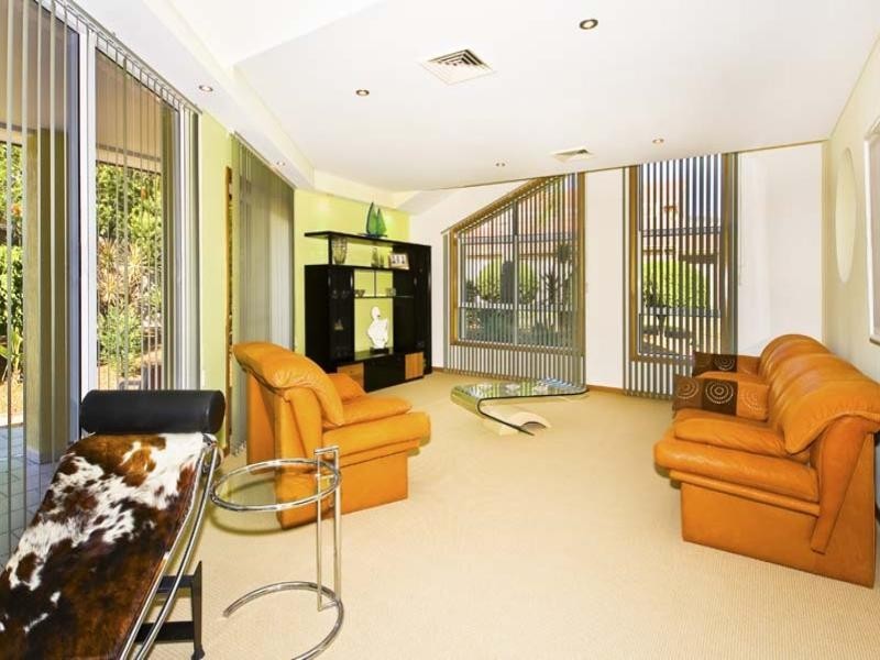 8 Esmond Place, Wakeley NSW 2176