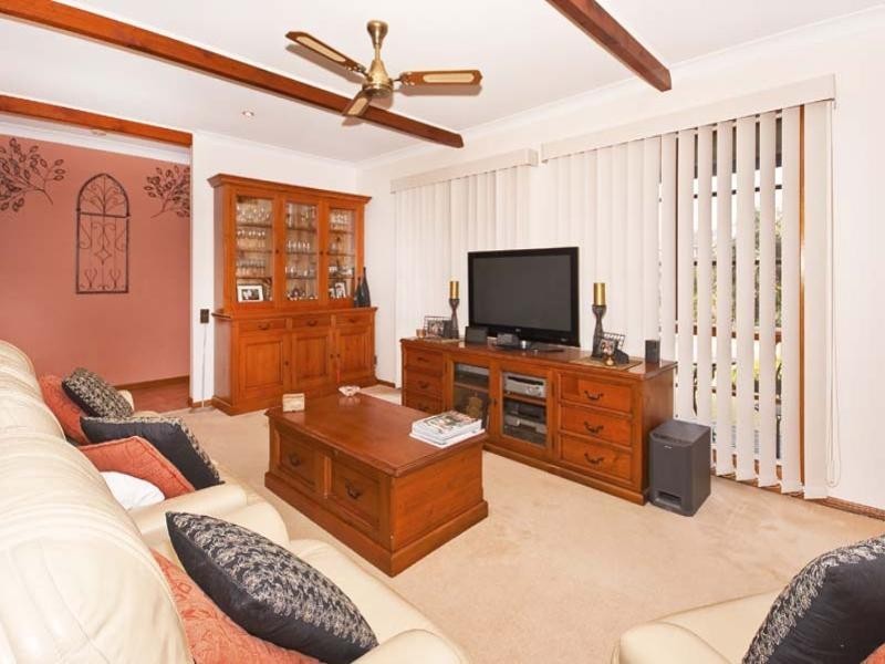 6 Whitley Place, Abbotsbury NSW 2176