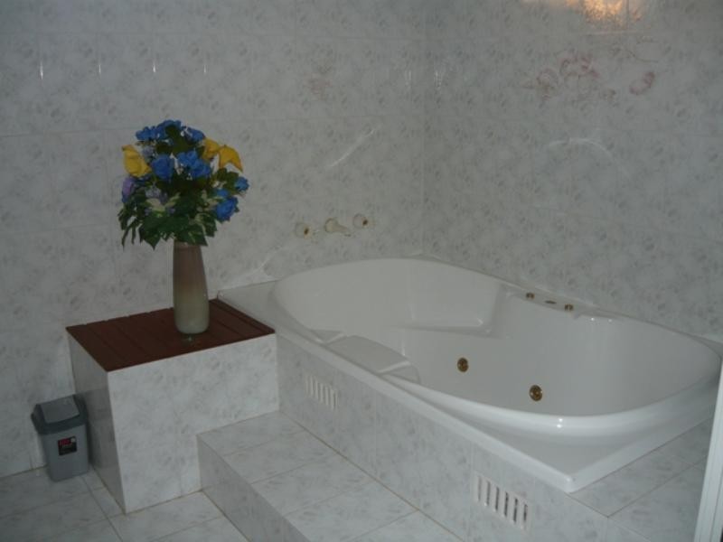 17 Hanwood Close, Edensor Park NSW 2176