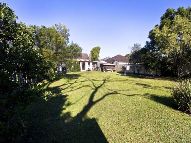 28 Macquarie Street, Fairfield NSW 2165