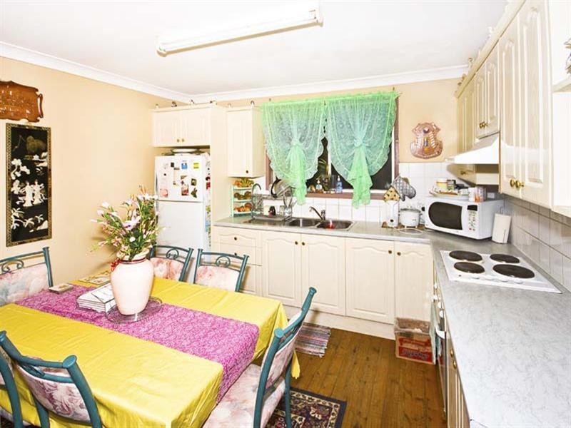 5 Hoyle Place, Greenfield Park NSW 2176