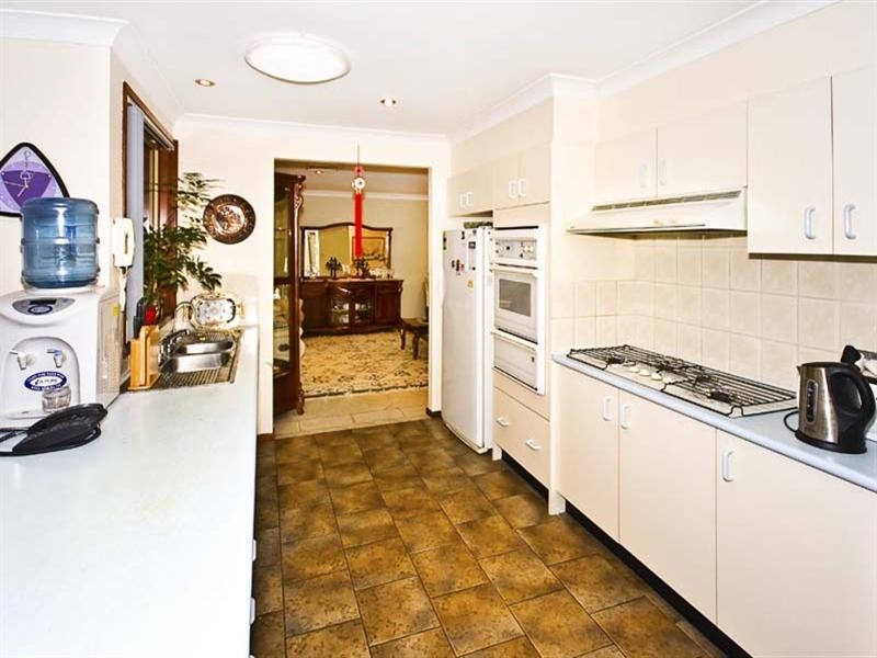 5 Middlehope Street, Bonnyrigg Heights NSW 2177