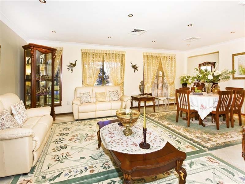 5 Middlehope Street, Bonnyrigg Heights NSW 2177