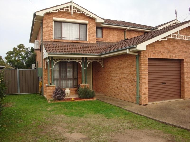 1/26a Foxlow Street, Canley Heights NSW 2166