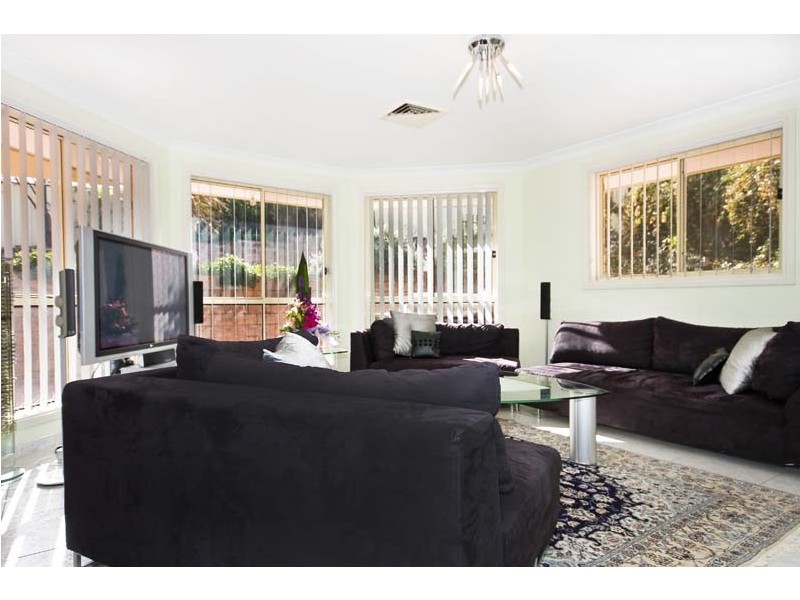 12 Earl Place, Cecil Hills NSW 2171