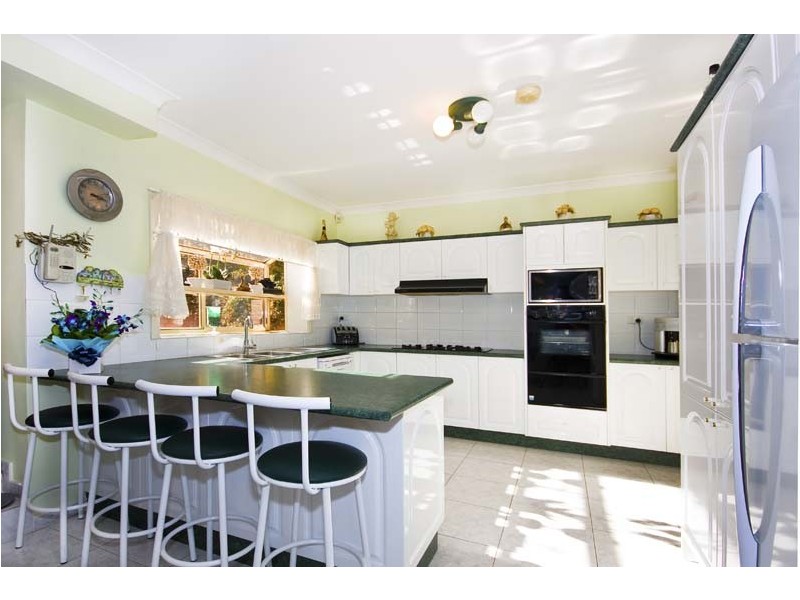 12 Earl Place, Cecil Hills NSW 2171