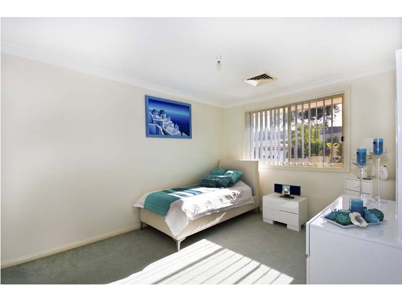 12 Earl Place, Cecil Hills NSW 2171