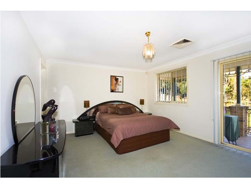 12 Earl Place, Cecil Hills NSW 2171