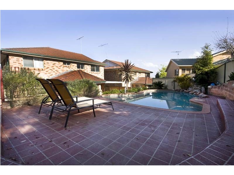 12 Earl Place, Cecil Hills NSW 2171